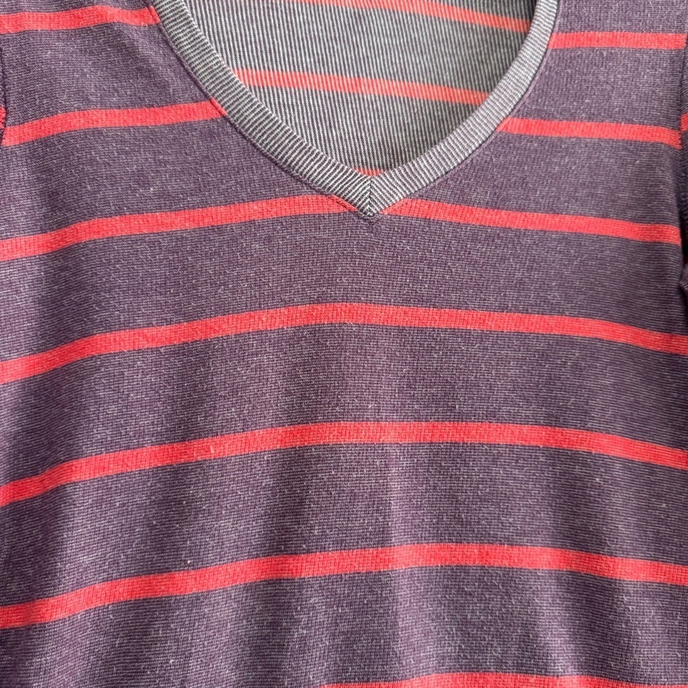 Vintage Y2K BDG Urban Outfitters Striped Long Sleeve V-Neck Knit - Picture 4 of 6